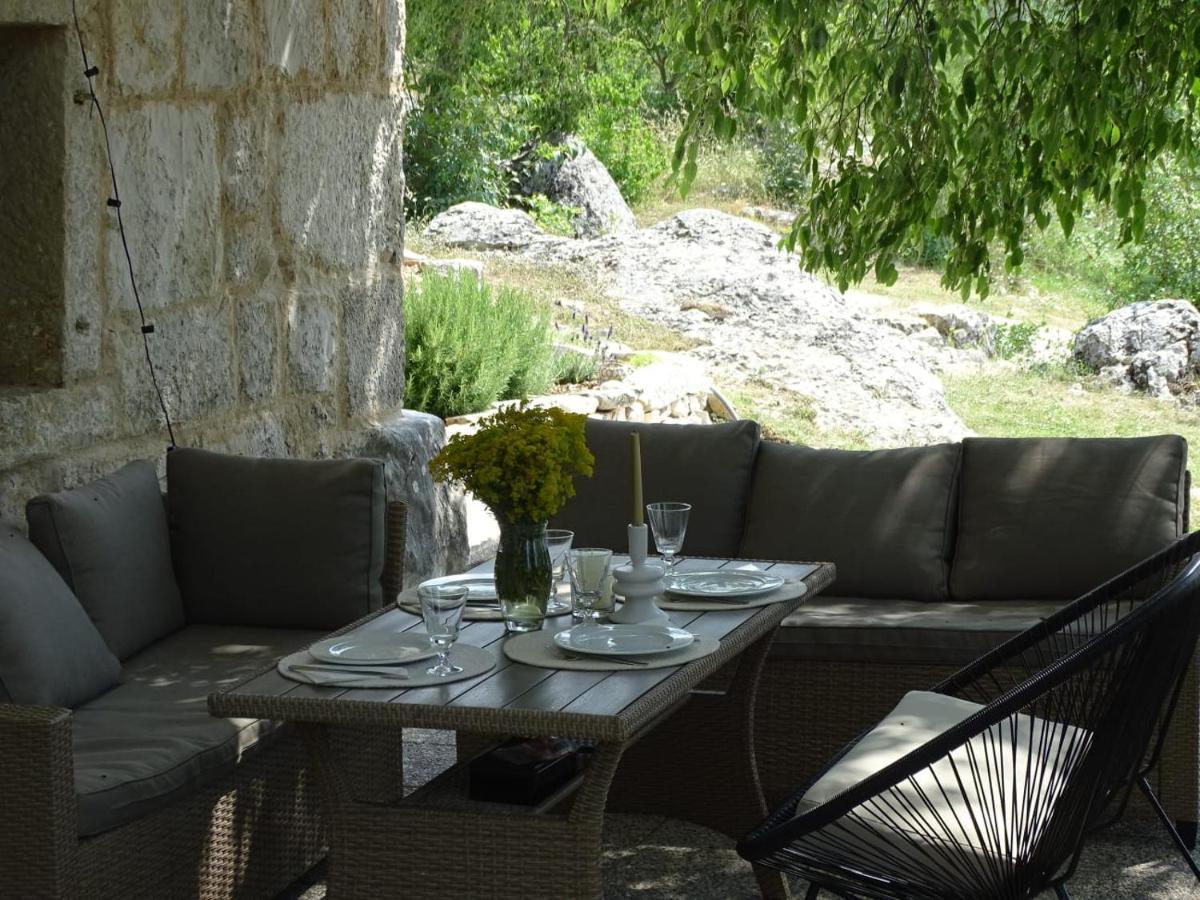 Holiday Home Mimara Korusce Buitenkant foto